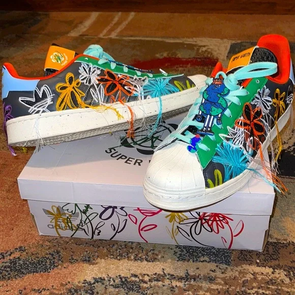 adidas gazelle silver green womens adidas Sean Wotherspoon x adidas Superstar AEC Superearth GX3823